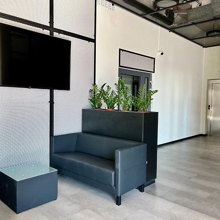 Legnicka Business Apartments วรอตซวาฟ ภายนอก รูปภาพ