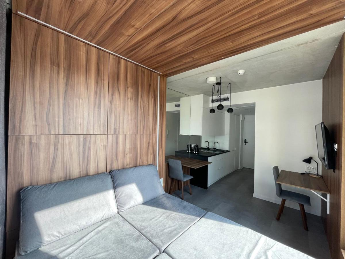 Legnicka Business Apartments วรอตซวาฟ ภายนอก รูปภาพ