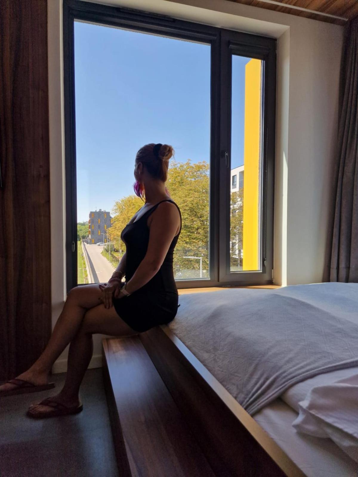 Legnicka Business Apartments วรอตซวาฟ ภายนอก รูปภาพ